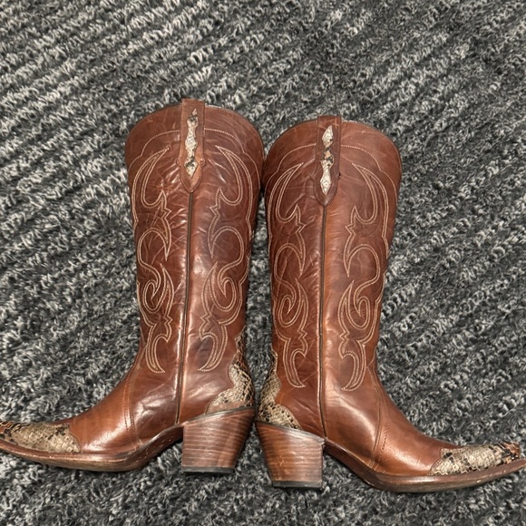 Brown Western Leather Boots - Picture 5 of 5